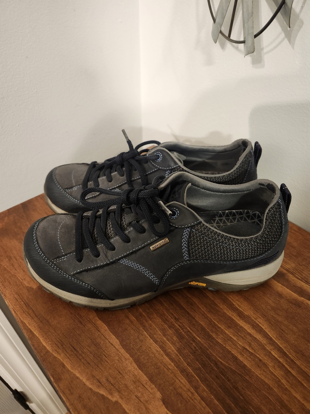 Dansko Women's Dark Gray Black Athletic Sneakers